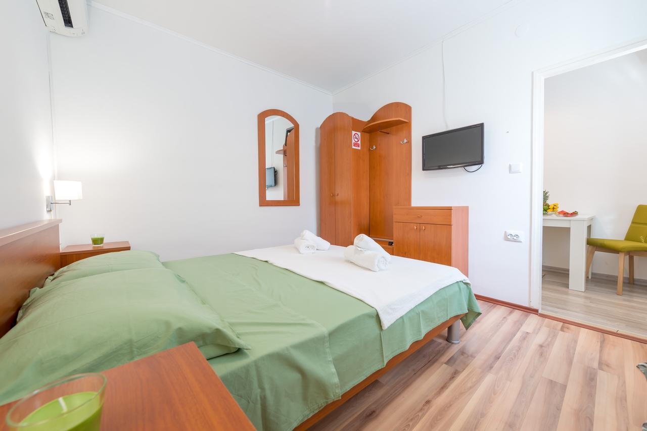 Studio Apartments Magnolia Дубровник Екстериор снимка